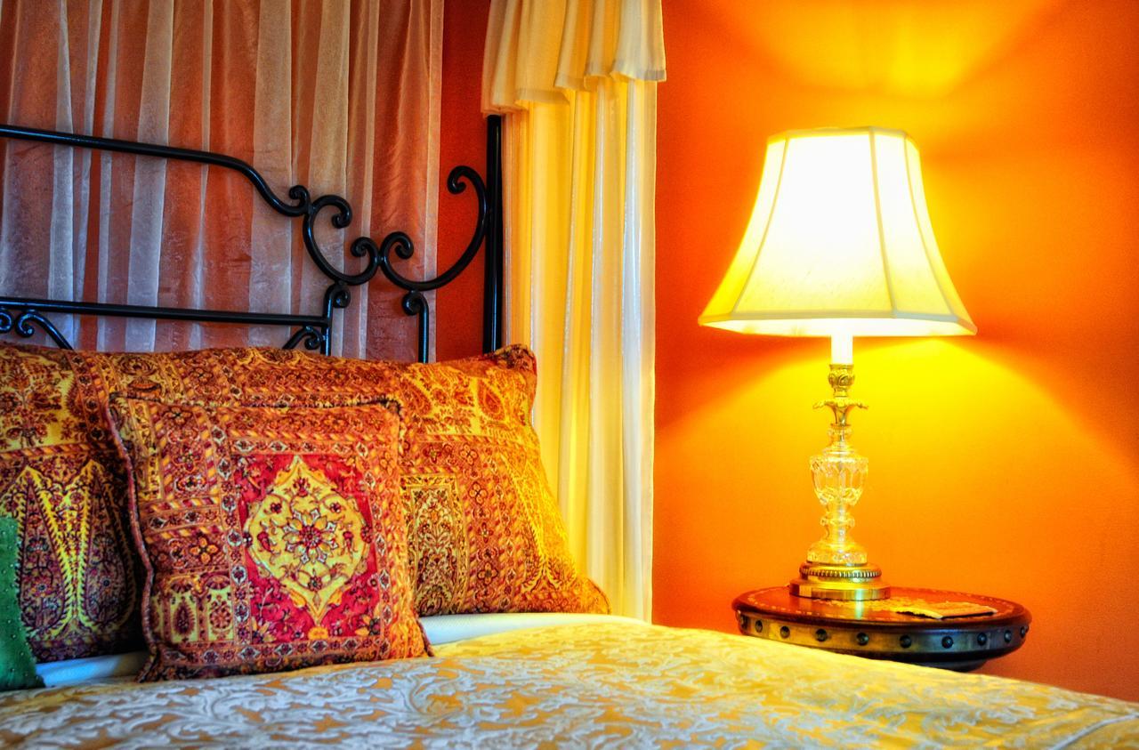 Villa Marco Polo Bed And Breakfast Inn Victoria Kültér fotó